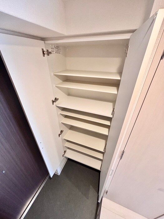 物件内観写真16　(靴箱)