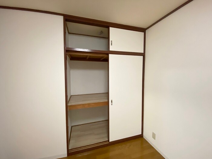 物件内観写真18　(収納)