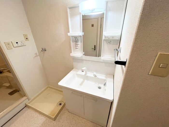 物件内観写真11　(洗面)