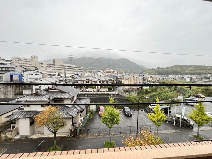 物件内観写真17　(室内からの展望)