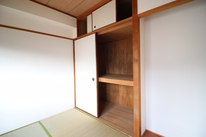 物件内観写真18　(収納)