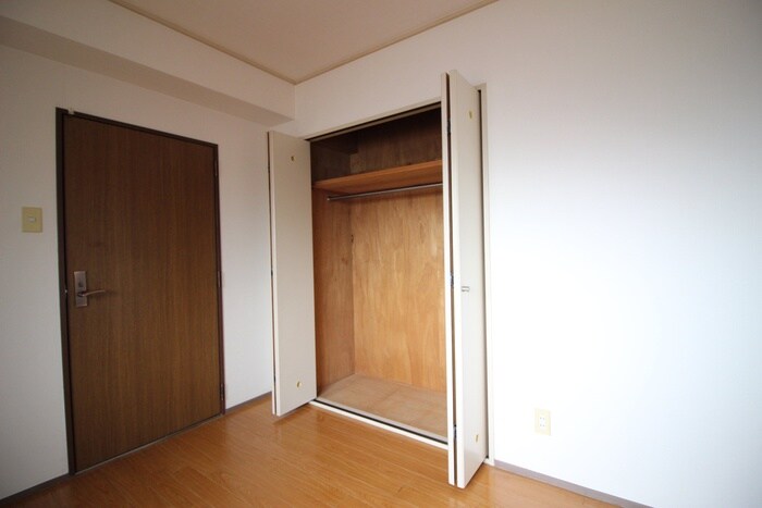 物件内観写真21　(収納)