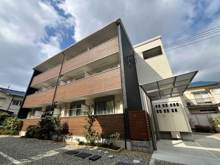 物件外観写真1　(外観写真)