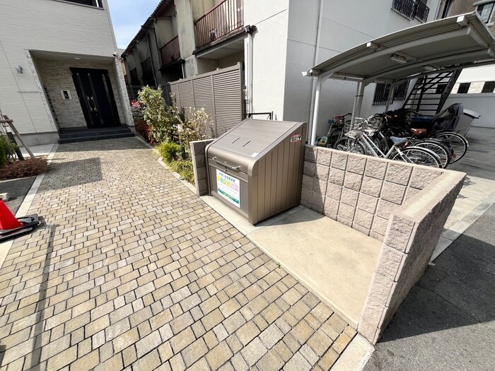 物件外観写真6　(建物設備)