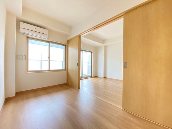 物件内観写真12　(居室)