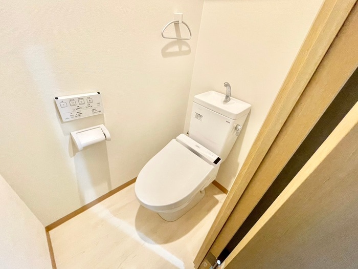 物件内観写真15　(トイレ)