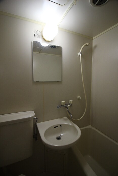 物件内観写真9　(洗面)