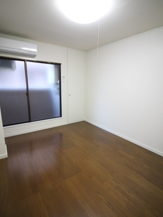 物件内観写真13　(居室)