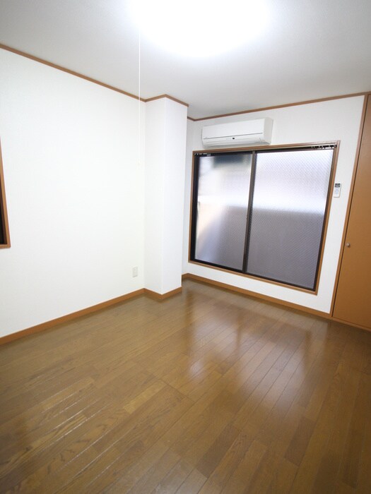 物件内観写真15　(居室)