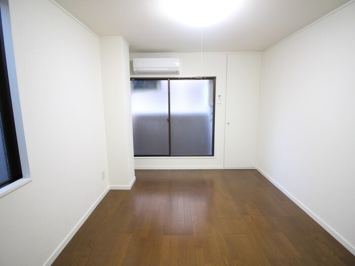 物件内観写真15　(居室)