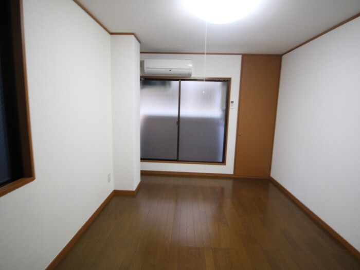 物件内観写真16　(居室)