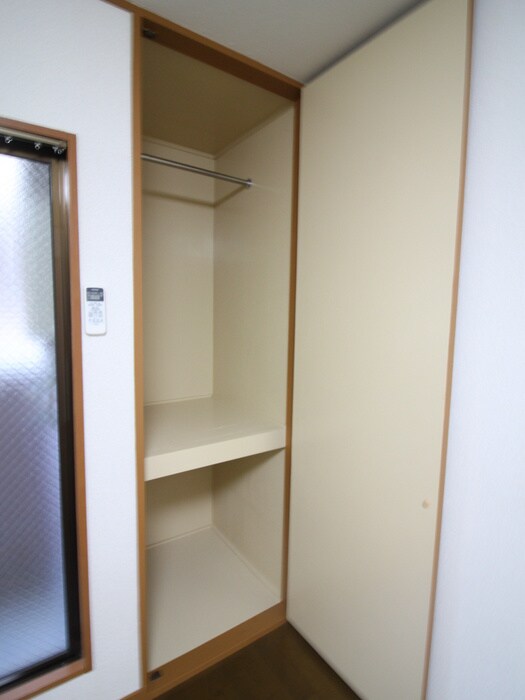 物件内観写真18　(収納)