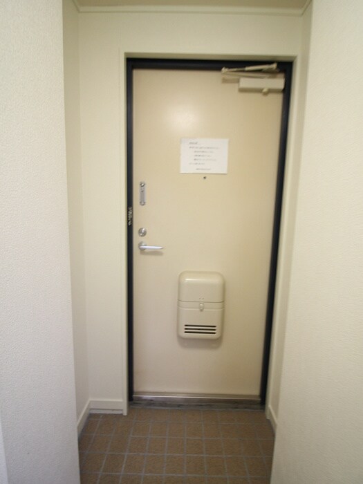 物件内観写真22　(玄関)