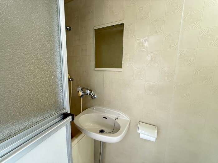 物件内観写真11　(洗面)