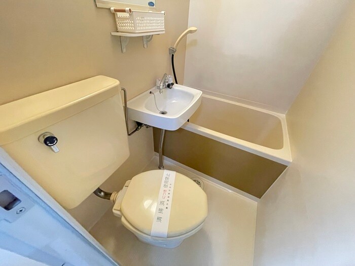 物件内観写真11　(トイレ)