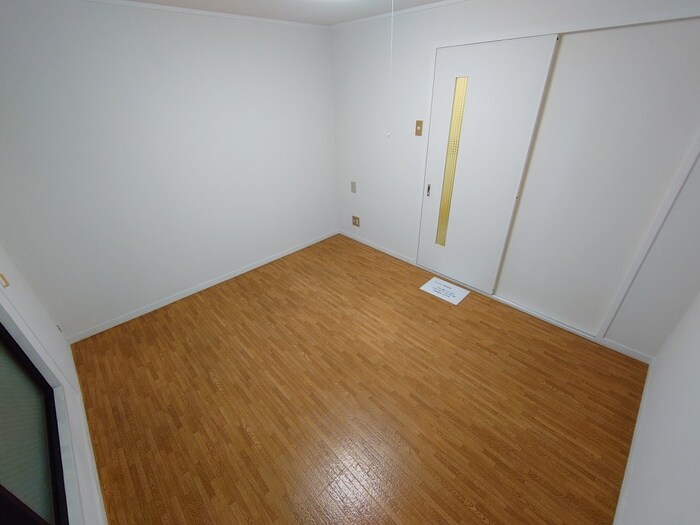 物件内観写真13　(居室)