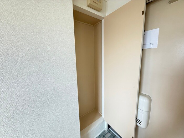 物件内観写真14　(靴箱)