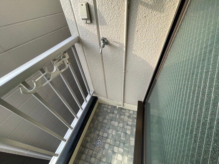 物件内観写真14　(洗濯機置場)