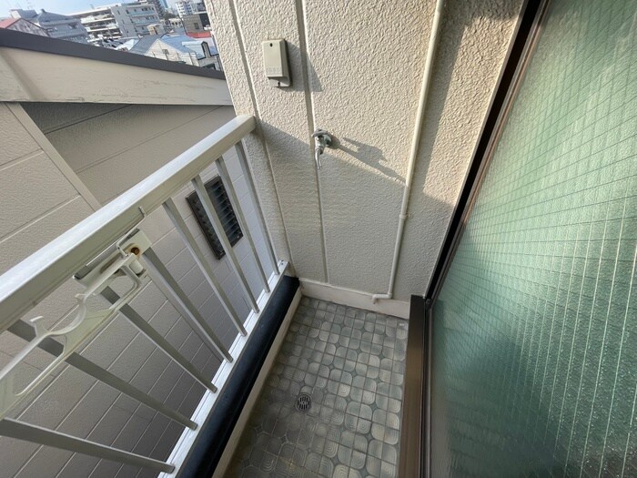 物件内観写真15　(洗濯機置場)