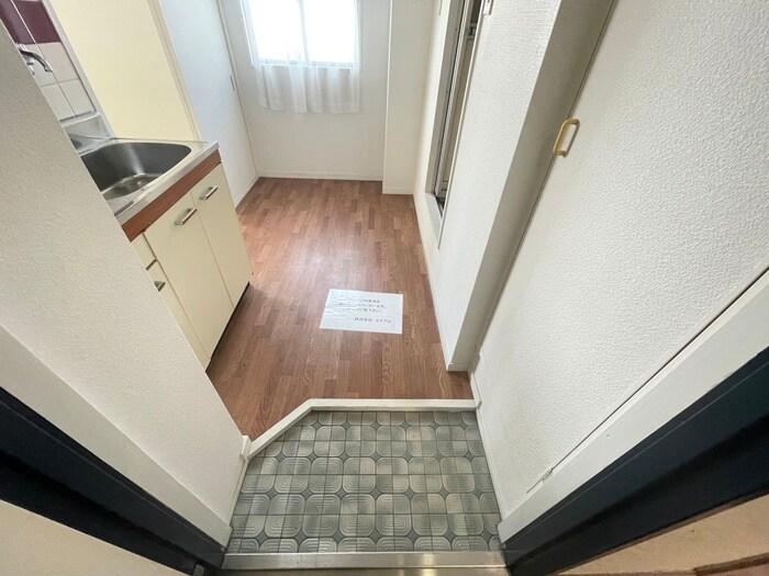 物件内観写真19　(玄関)