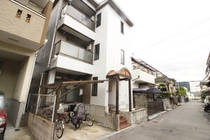 ヒグチマンション外観写真