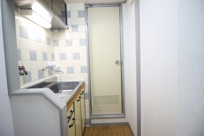 物件内観写真8　(廊下)