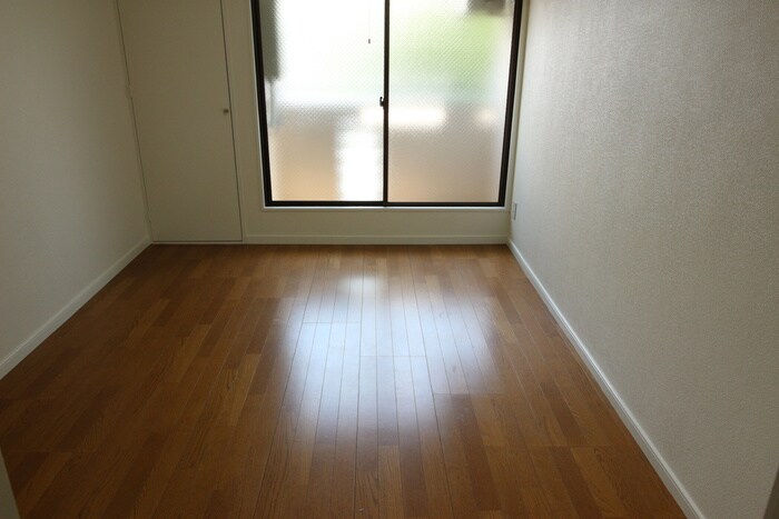 物件内観写真10　(居室)