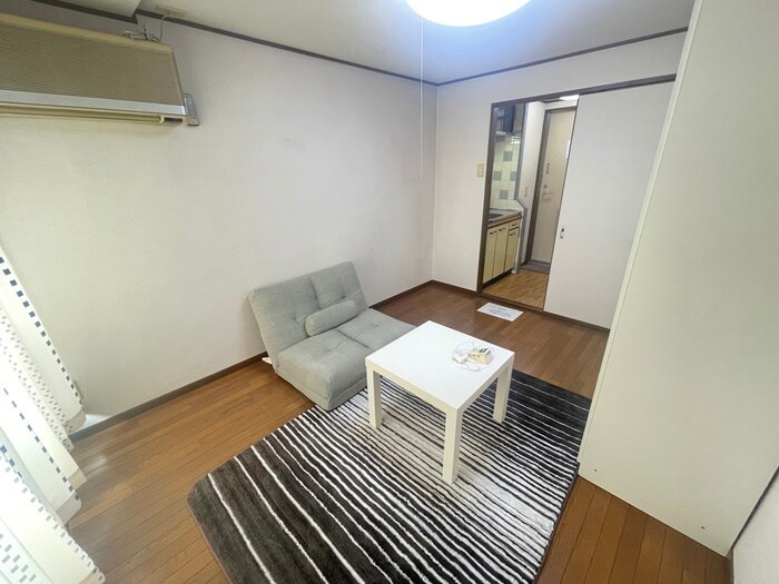 物件内観写真10　(居室)