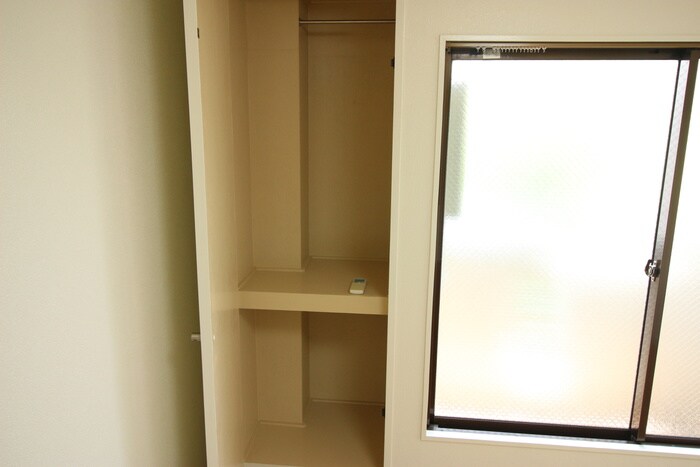 物件内観写真11　(収納)
