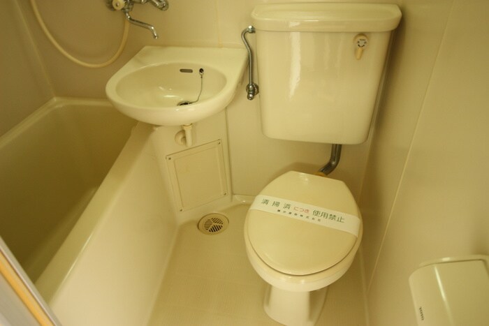 物件内観写真12　(トイレ)