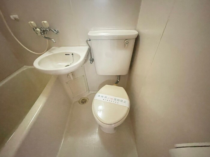 物件内観写真12　(トイレ)