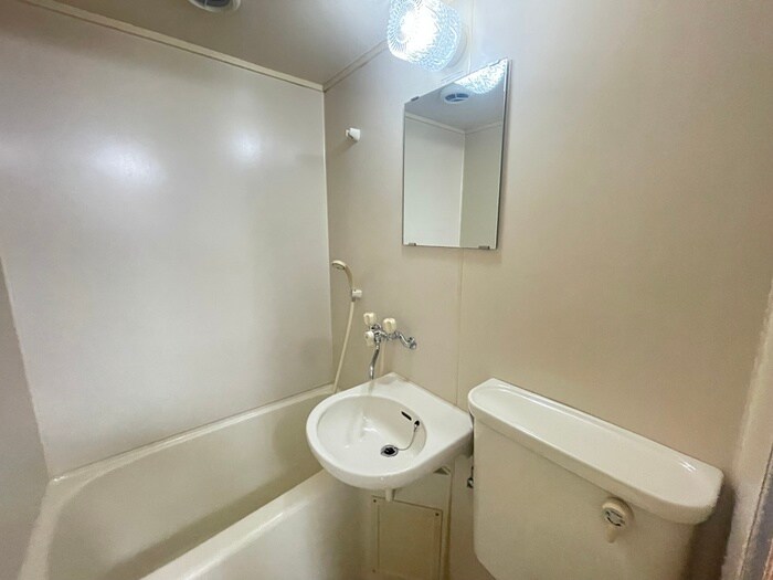 物件内観写真13　(洗面)