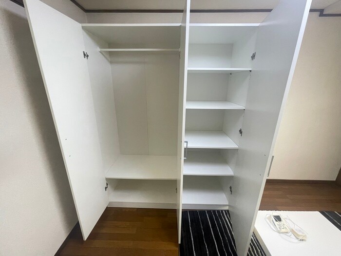 物件内観写真16　(収納)