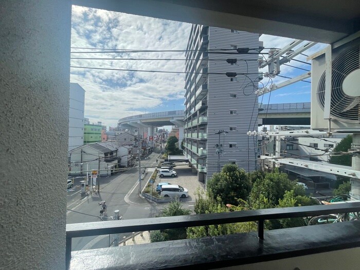 物件内観写真19　(室内からの展望)