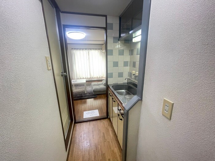 物件内観写真19　(廊下)