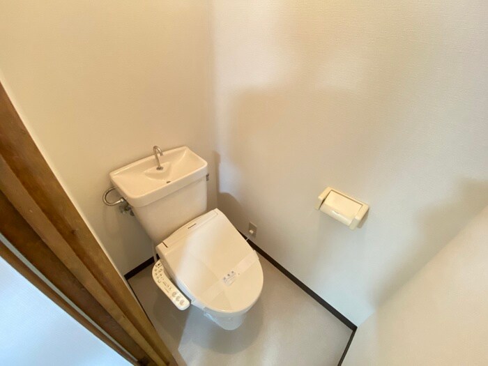 物件内観写真13　(トイレ)