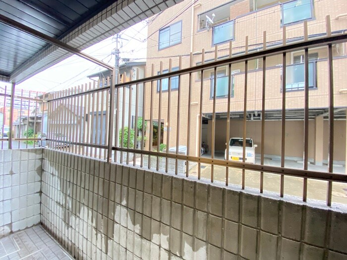 物件内観写真18　(室内からの展望)