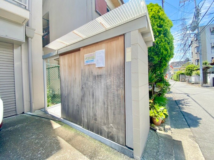 物件外観写真6　(建物設備)