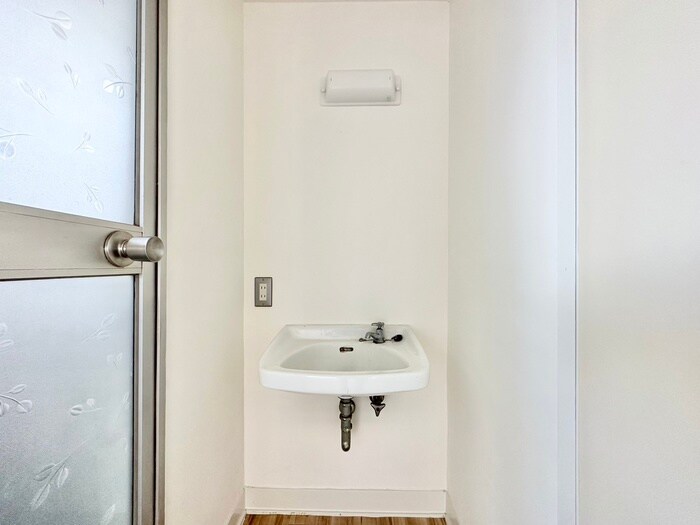 物件内観写真11　(洗面)