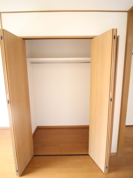 物件内観写真11　(収納)