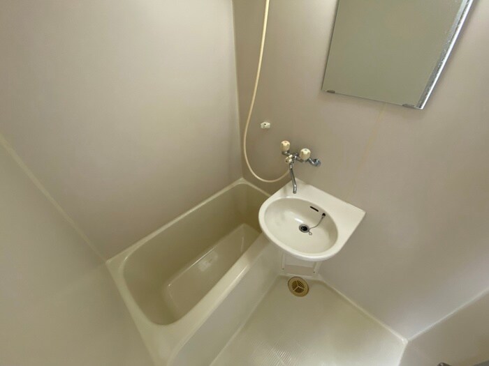 物件内観写真11　(洗面)