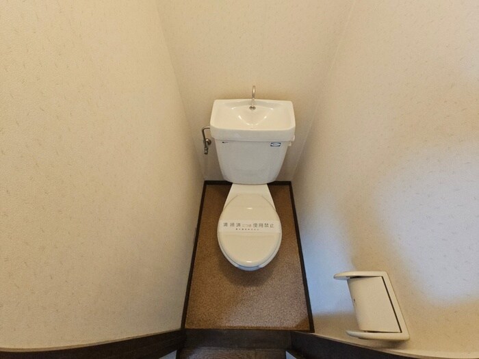 物件内観写真11　(トイレ)