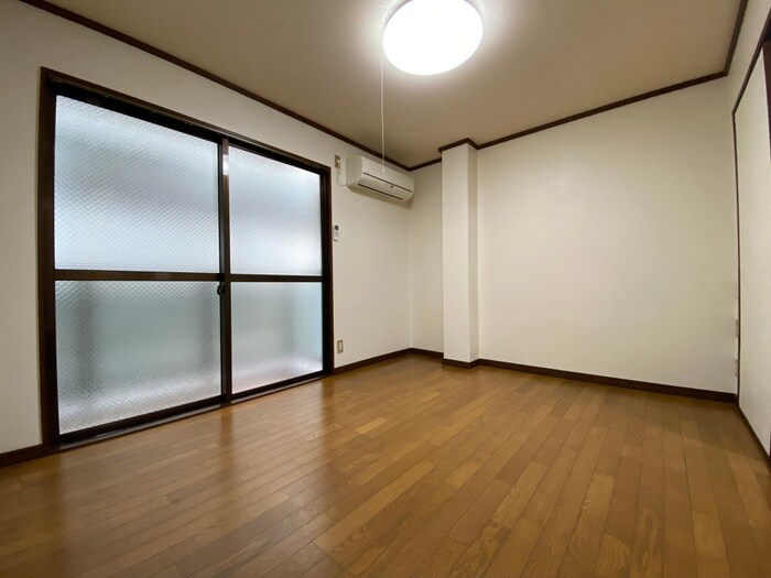 物件内観写真12　(居室)