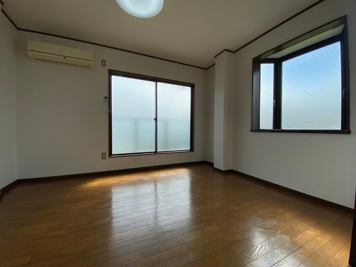 物件内観写真15　(居室)