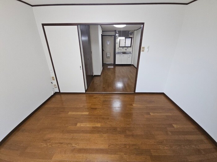 物件内観写真22　(居室)