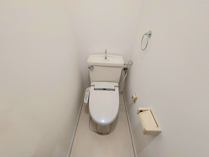 物件内観写真12　(トイレ)