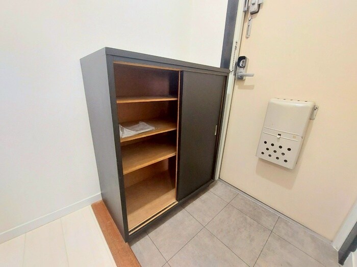 物件内観写真15　(靴箱)