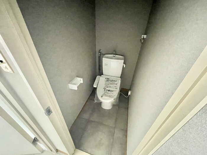 物件内観写真10　(トイレ)