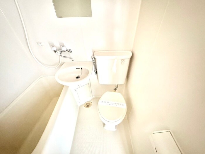 物件内観写真9　(トイレ)