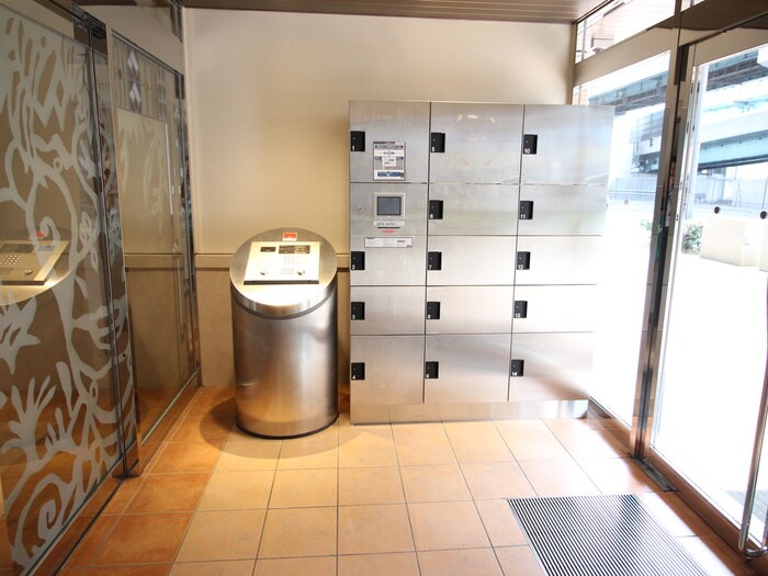 物件外観写真4　(建物設備)